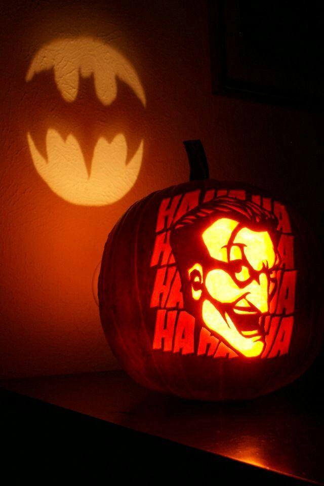joker and batman pumpkin carving