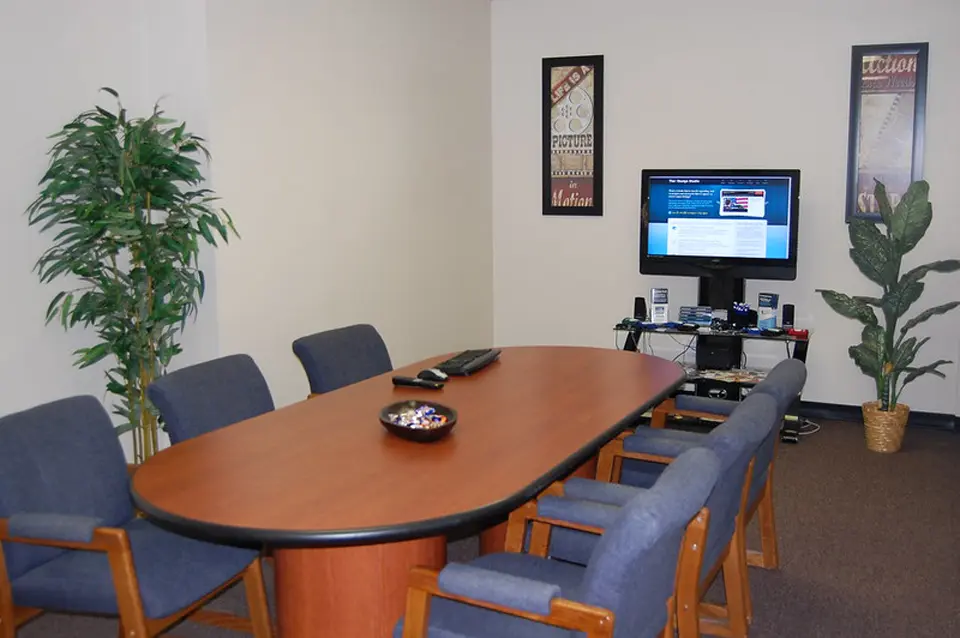 2010 - Hollyridge Office conference room