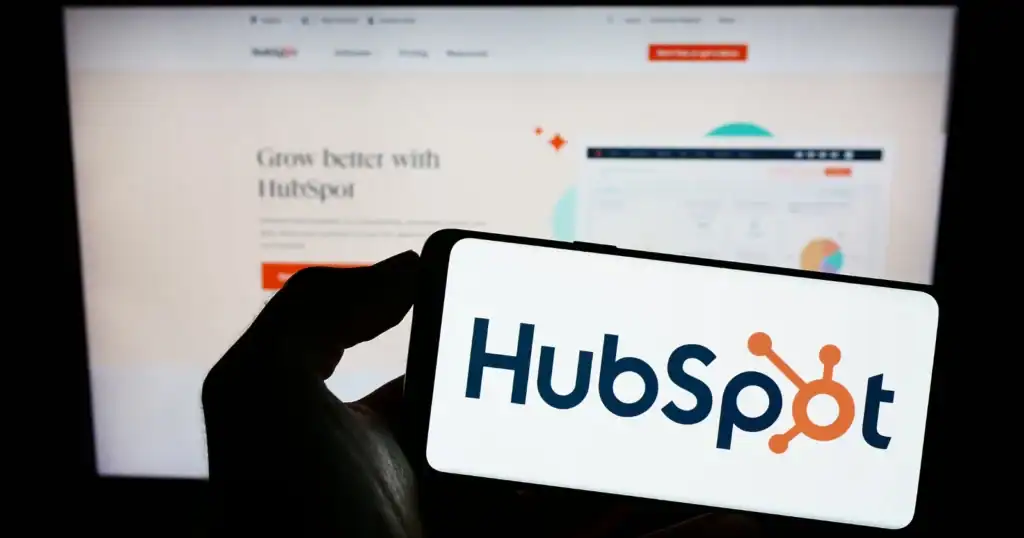 hubspot marketing hub monitor CRM email marketing